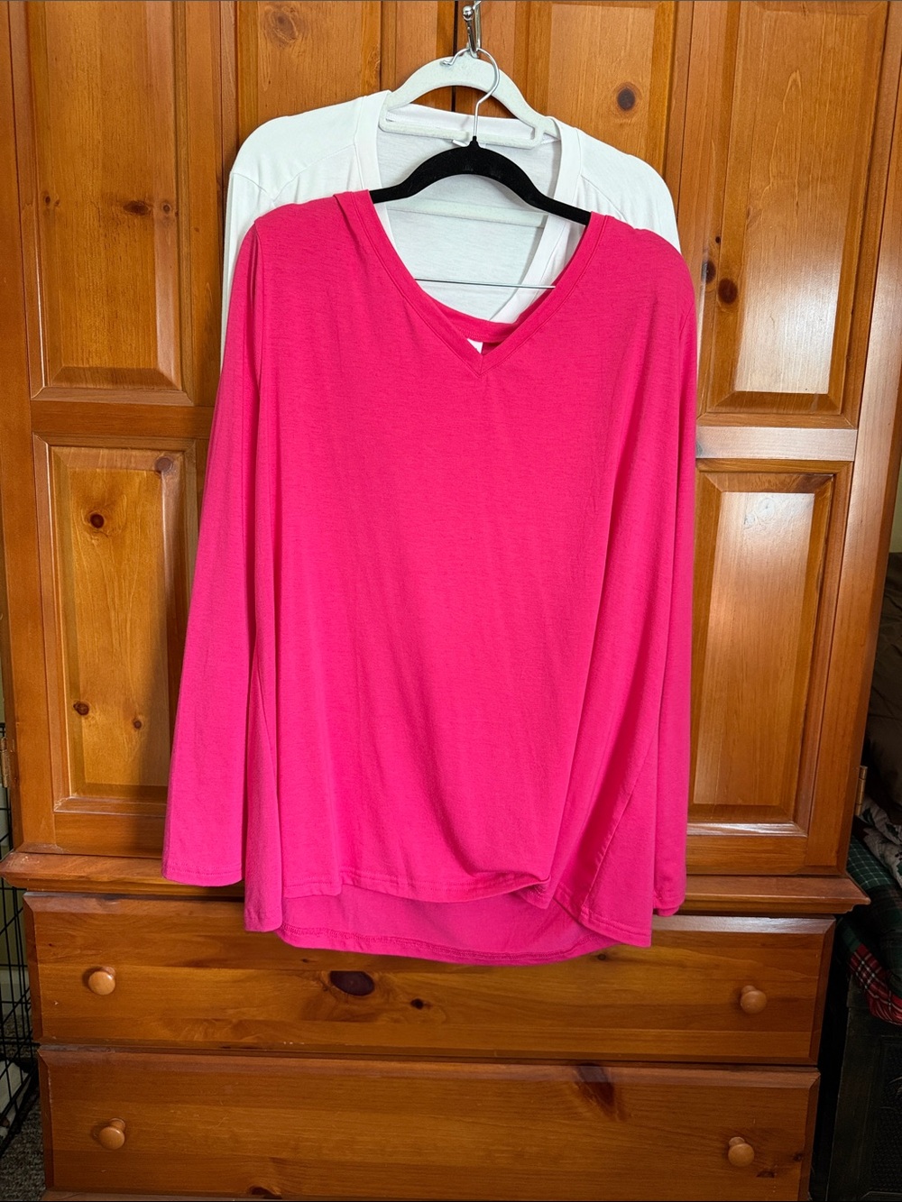 2 Women's V-Neck Long Sleeve Top - Hot Pink and white